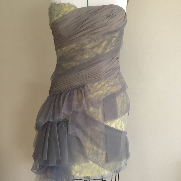 BCBGMaxAzria Dresses & Skirts - Strapless Lace & Tulle wt Asymmetric Hemline Gown